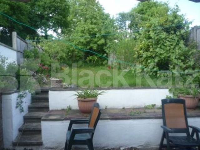 			4 Bedroom, 1 bath, 1 reception Detached House			 Chandos Avenue, Southgate