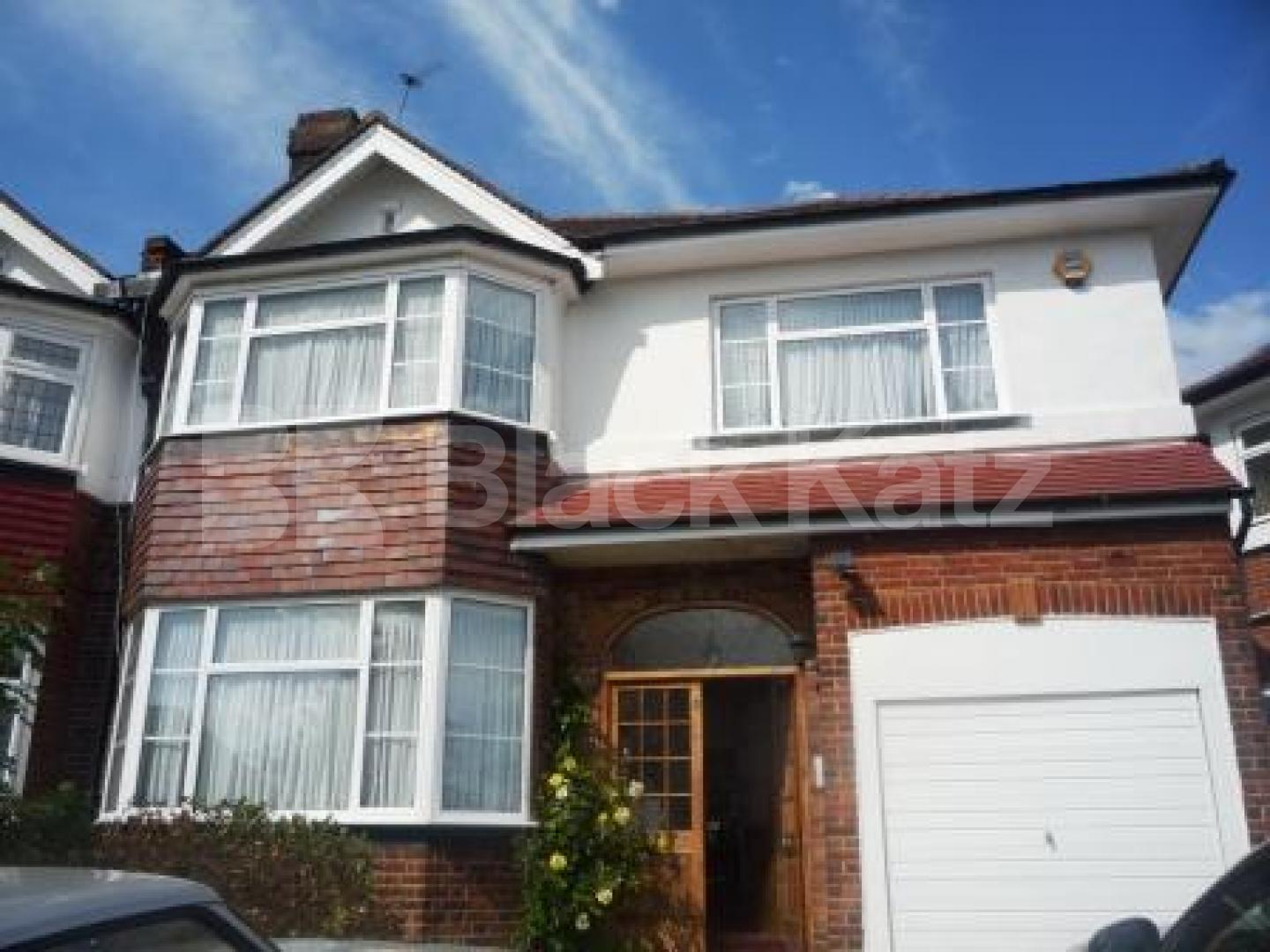 			4 Bedroom, 1 bath, 1 reception Detached House			 Chandos Avenue, Southgate