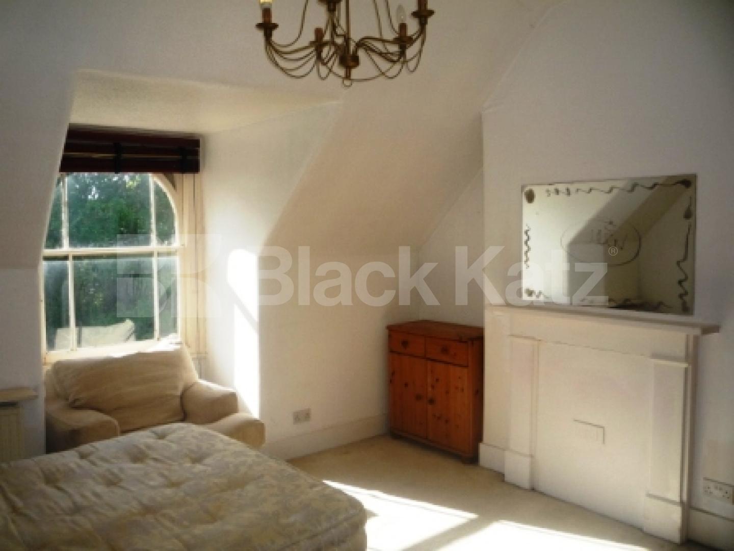 			1 Bedroom, 1 bath, 1 reception Flat			 Park Avenue, Alexandra Palace