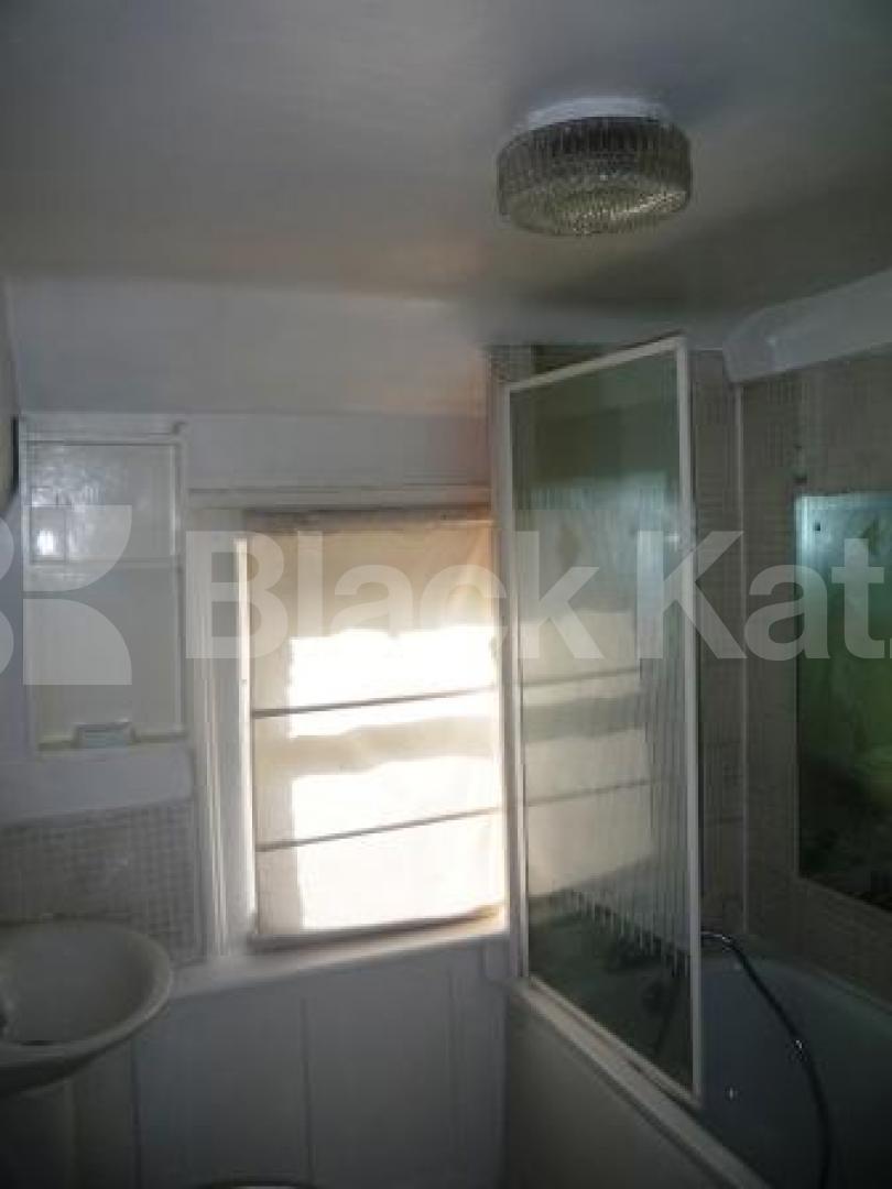 			1 Bedroom, 1 bath, 1 reception Flat			 Park Avenue, Alexandra Palace