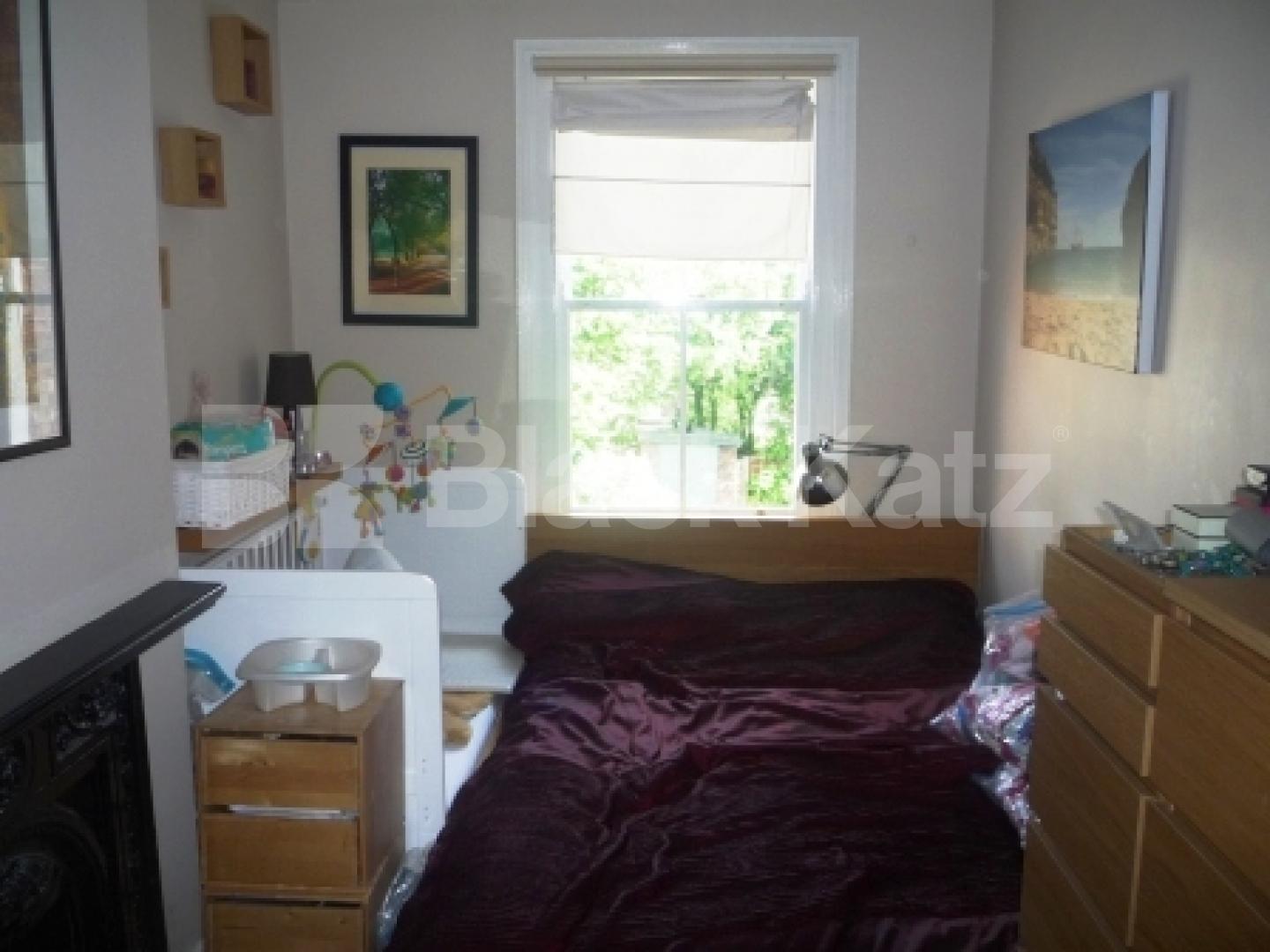 			2 Bedroom, 1 bath, 1 reception Flat			 Sirdar Road, Turnpike Lane