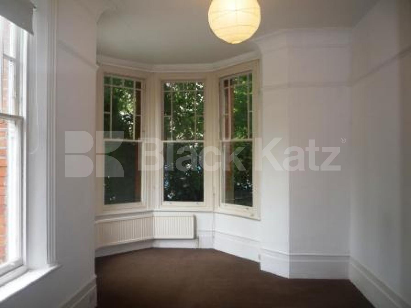 			3 Bedroom, 1 bath, 1 reception Flat			 Hornsey Lane Gardens, HIGHGATE