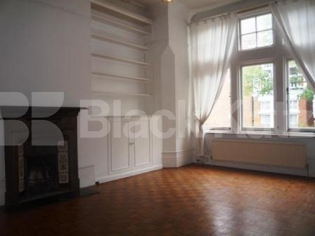 			3 Bedroom, 1 bath, 1 reception Flat			 Hornsey Lane Gardens, HIGHGATE