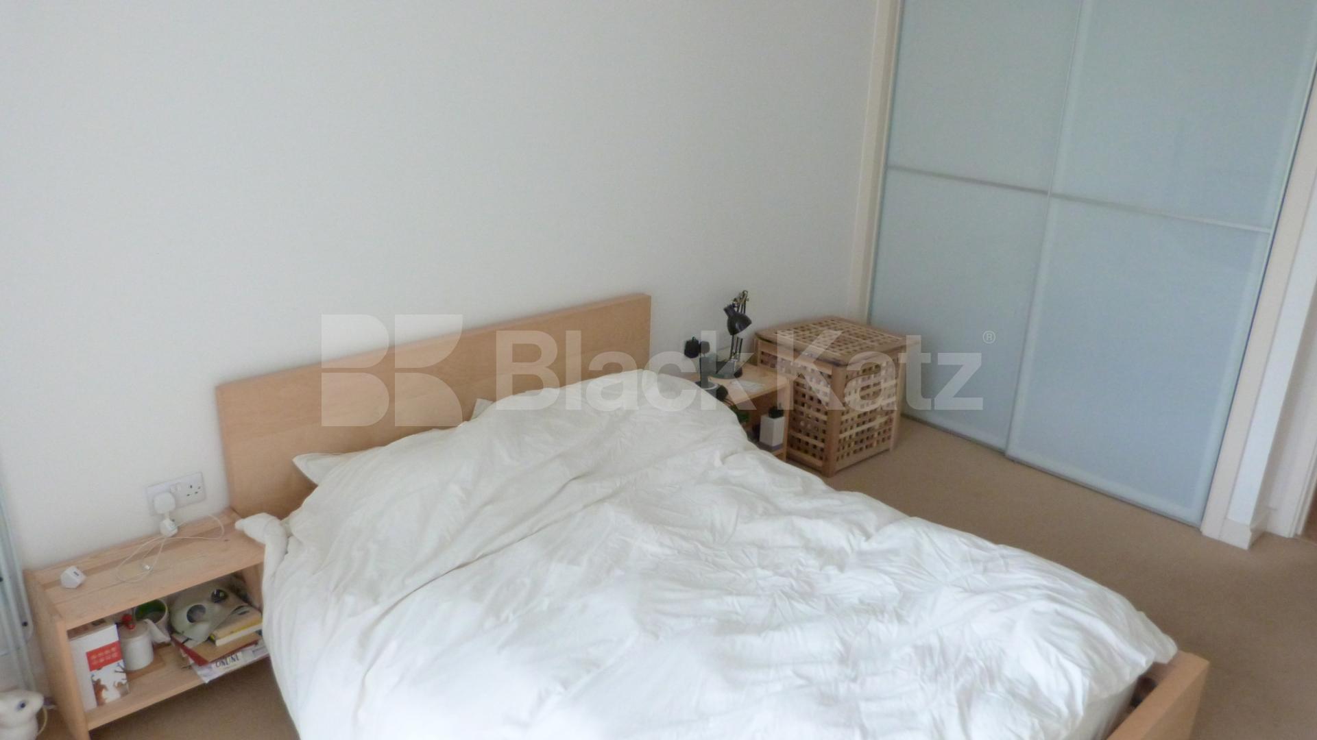 			NEW INSTRUCTION!, 1 Bedroom, 1 bath, 1 reception Flat			 New River Village, Hornsey high street