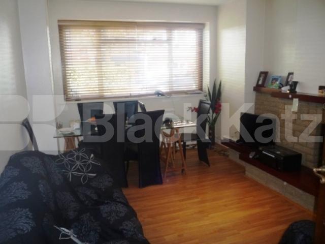 			2 Bedroom, 1 bath, 1 reception Flat			 East End Road, East Finchley