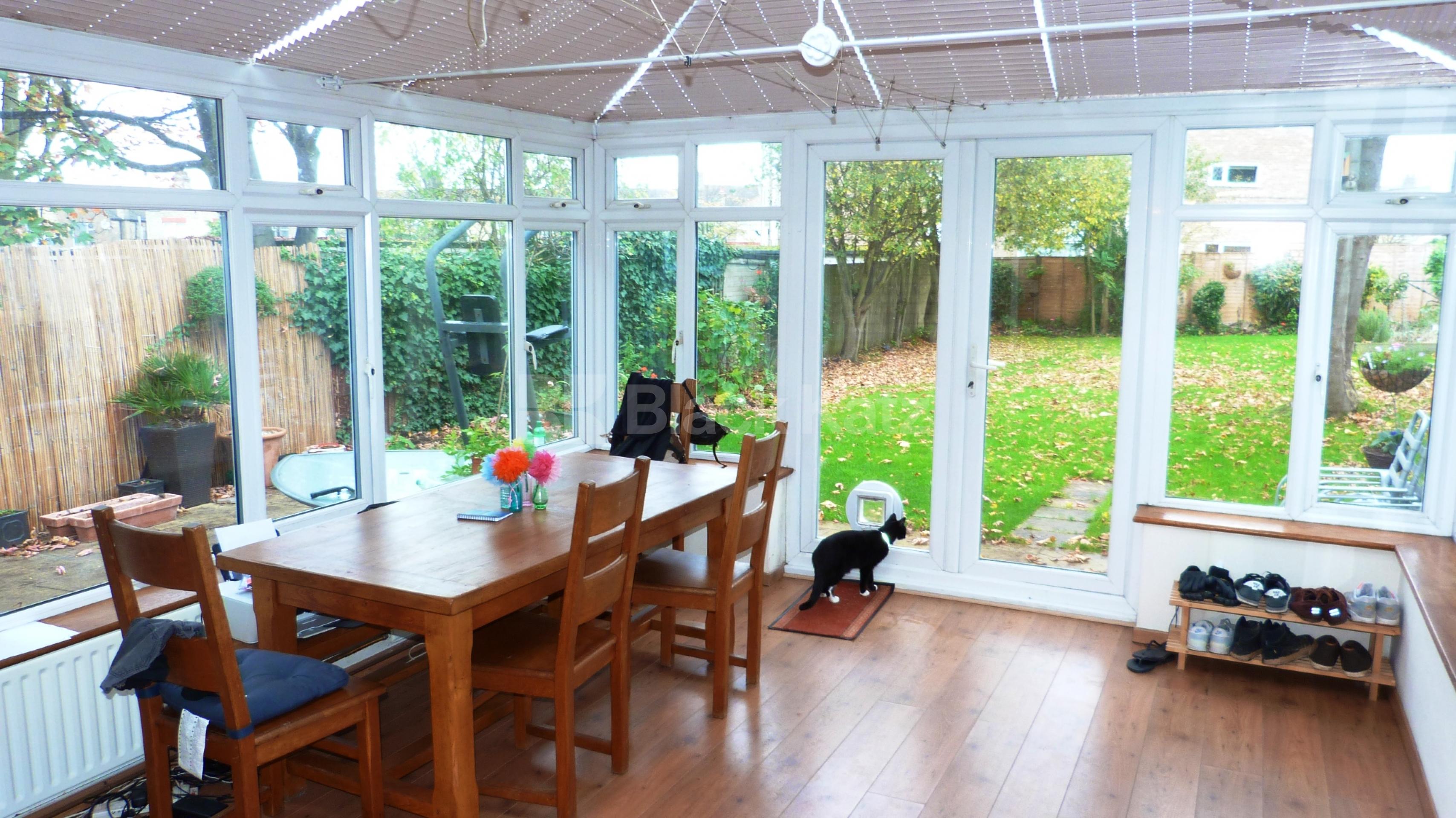 			Amazing Garden Flat !, 1 Bedroom, 1 bath, 1 reception Ground Floor Flat			 Maidstone Road, BOUNDS GREEN, N11 N11