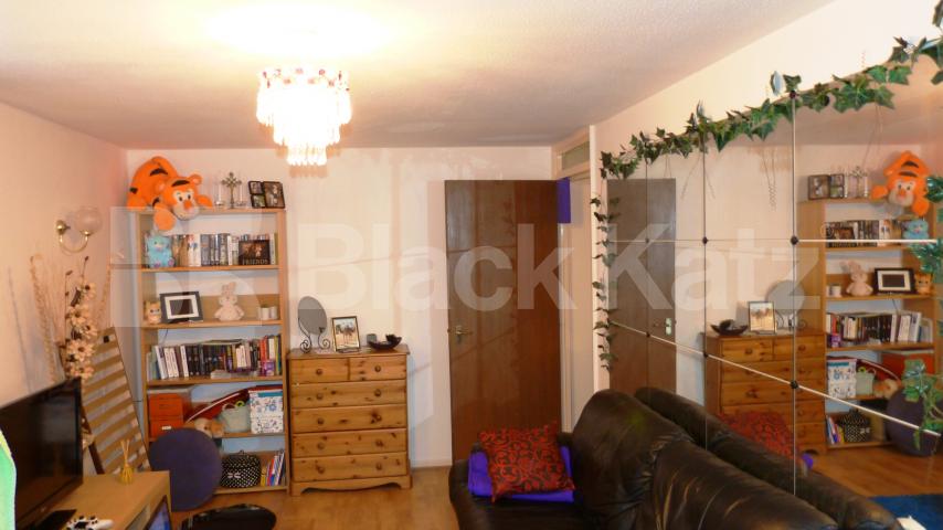 			1 Bedroom, 1 bath, 1 reception Flat			 Deanery close, East Finchley