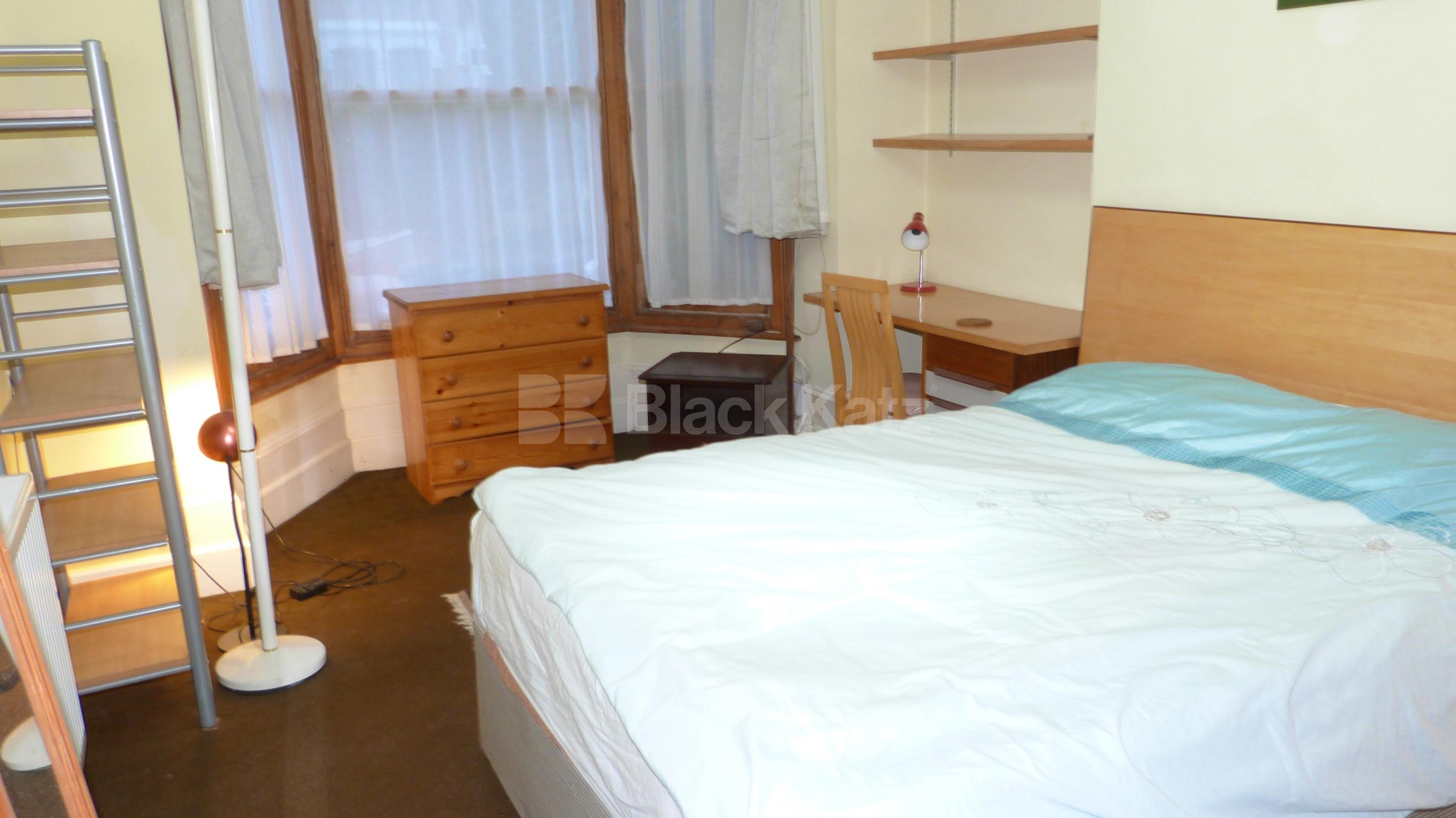 			Studio Apartment, 1 bath, 1 reception Studio			 Nelson road, Crouch End N8