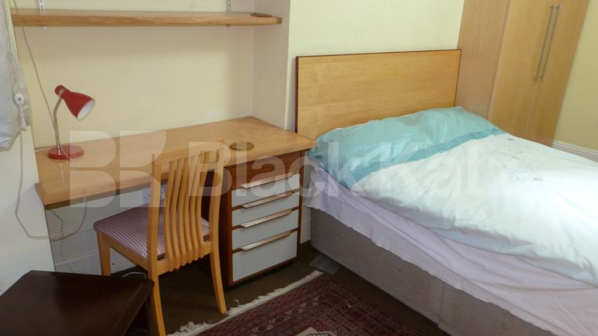 			Studio Apartment, 1 bath, 1 reception Studio			 Nelson road, Crouch End