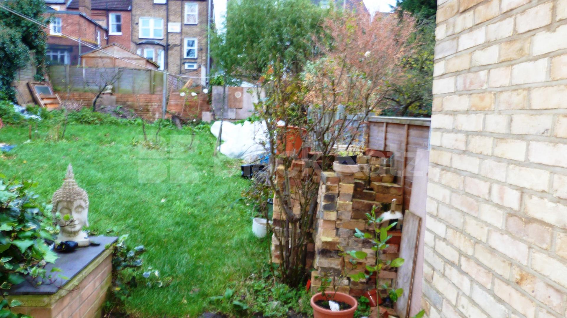 			Studio Apartment, 1 bath, 1 reception Studio			 Nelson road, Crouch End