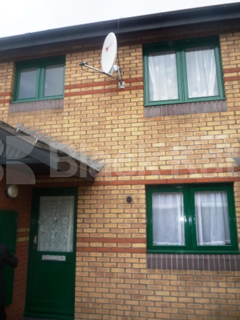 			3 Bedroom, 1 bath, 1 reception Terraced House			 Miles Road, Hornsey