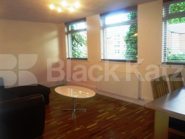 			1 Bedroom, 1 bath, 1 reception Flat			 Hornsey Lane Gardens, HIGHGATE