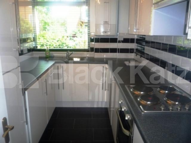 			1 Bedroom, 1 bath, 1 reception Flat			 Hornsey Lane Gardens, HIGHGATE