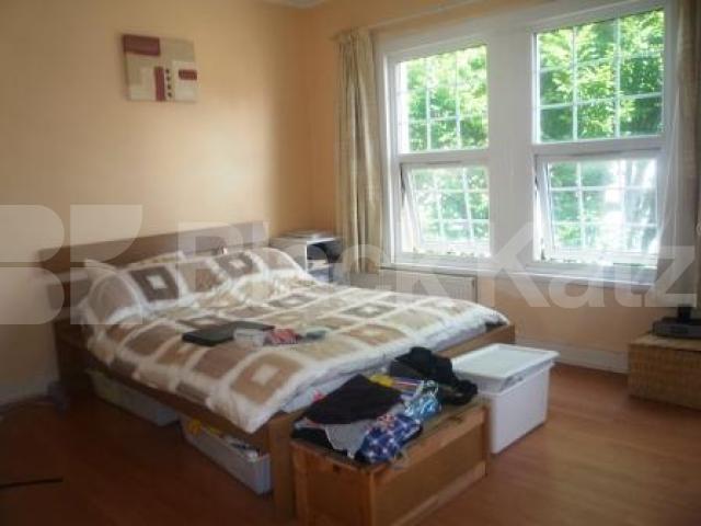 			3 Bedroom, 1 bath, 1 reception Terraced House			 Burghley Road, Turnpike Lane