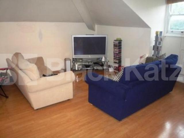 			LET, 2 Bedroom, 1 bath, 1 reception Flat			 Crouch Hill, CROUCH END N8