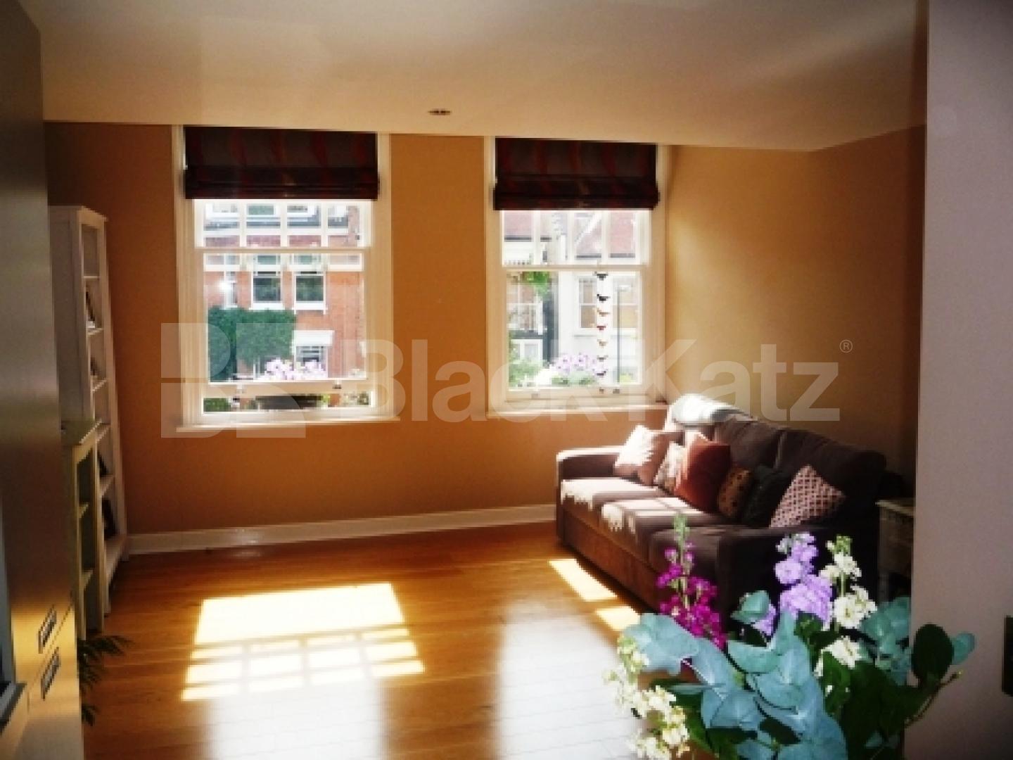 			2 Bedroom, 1 bath, 1 reception Flat			 Hillfield Avenue, CROUCH END