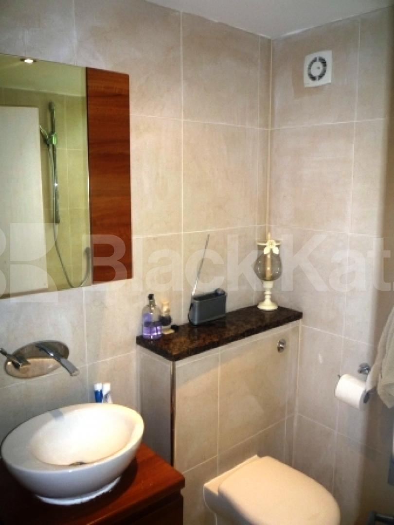 			2 Bedroom, 1 bath, 1 reception Flat			 Hillfield Avenue, CROUCH END