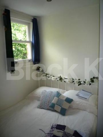 			2 Bedroom, 1 bath, 1 reception Flat			 Hillfield Avenue, CROUCH END