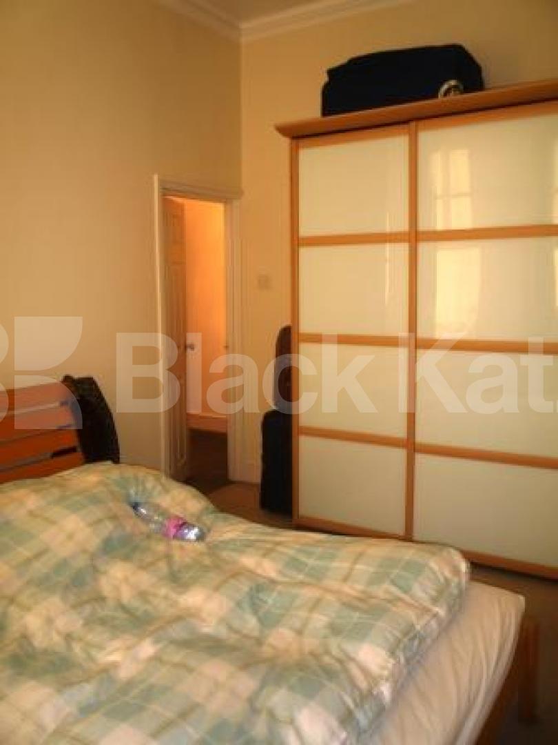 			LET, 1 Bedroom, 1 bath, 1 reception Flat			 Alexandra Park Road, MUSWELL HILL