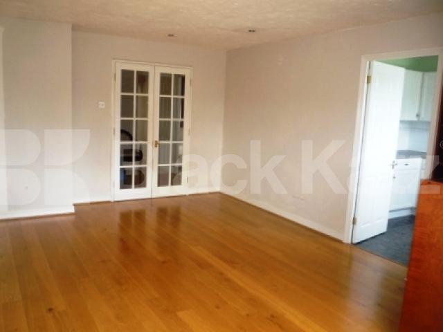 			2 Bedroom, 1 bath, 1 reception Apartment			 Lucas Gardens, EAST FINCHLEY