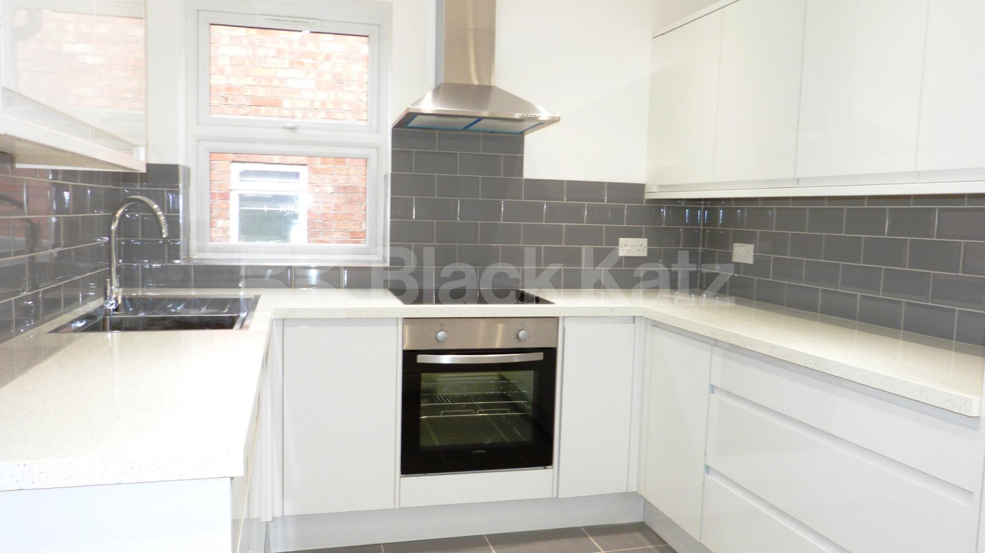 			2 Bedroom, 1 bath, 1 reception Flat			 Stanhope avenue, Finchley