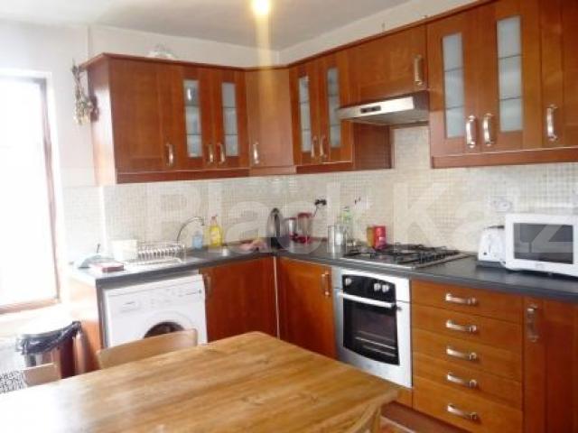 			Inclusive of Council Tax and Water!, 2 Bedroom, 1 bath, 1 reception Flat			 Park Road, CROUCH END