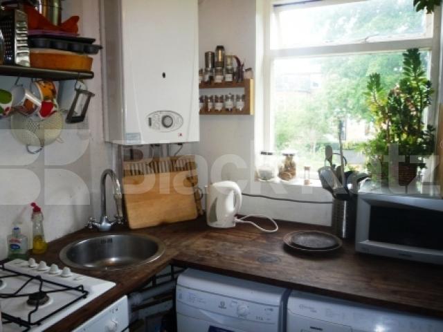 			2 Bedroom, 1 bath, 1 reception Flat			 Hillfield Avenue, CROUCH END