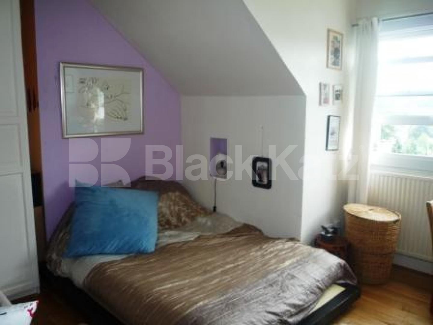 			2 Bedroom, 1 bath, 1 reception Flat			 Hillfield Avenue, CROUCH END