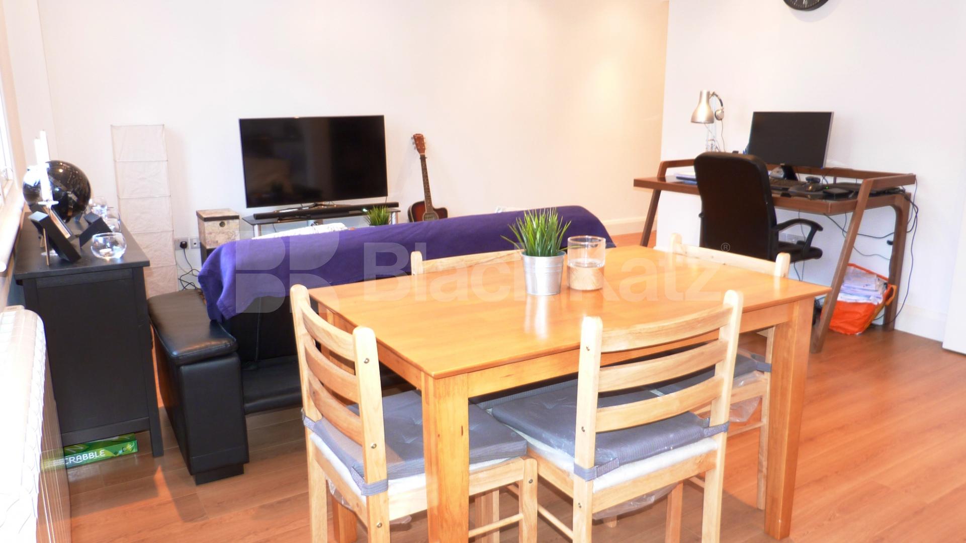 			1 Bedroom, 1 bath, 1 reception Flat			 Elder Avenue, Crouch End