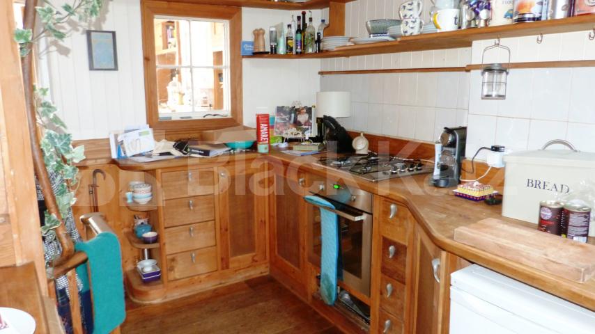 			A 3 bed Coach house in the heart of Hornsey, 3 Bedroom, 1 bath, 1 reception House			 Hornsey High Street, Hornsey