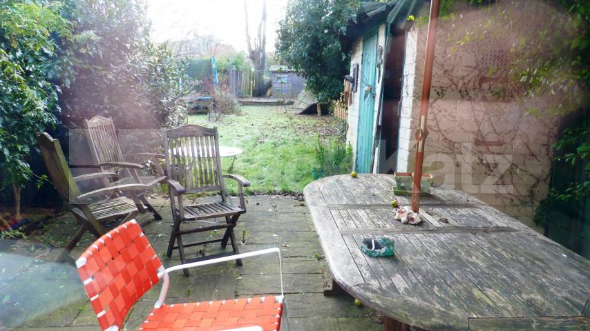 			Inclusive Of All Bills !, Studio Apartment, 1 bath, 1 reception Studio			 Hampden Road, Muswell Hill