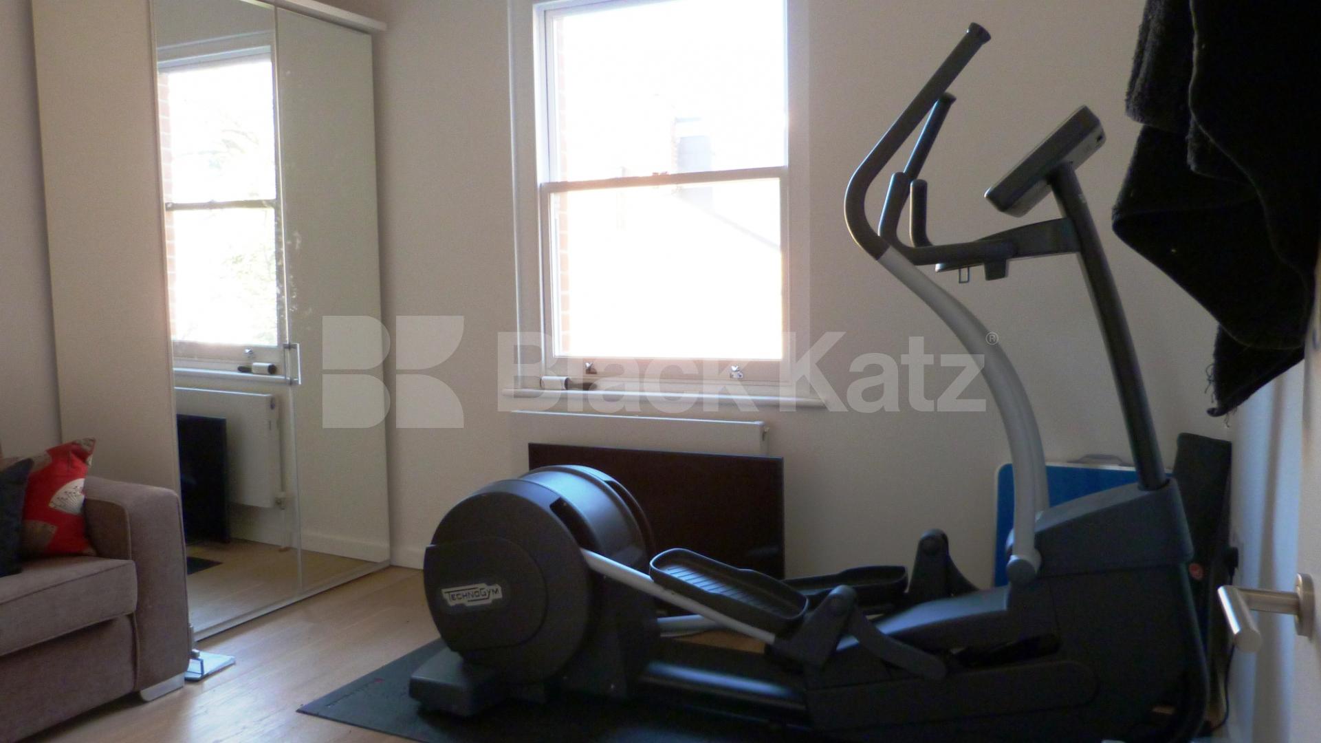 			3 Bedroom, 1 bath, 1 reception Maisonette			 Topsfield Parade, Tottenham Lane, Crouch End