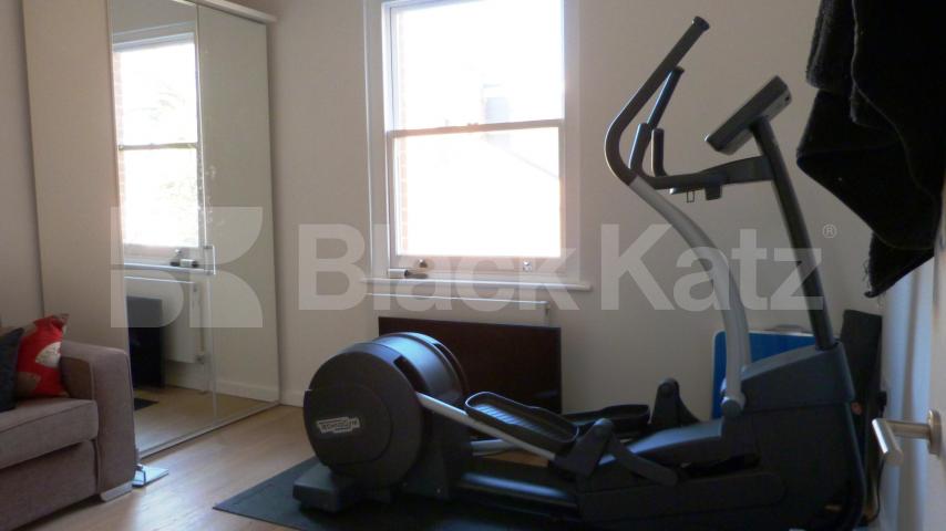 			3 Bedroom, 1 bath, 1 reception Maisonette			 Topsfield Parade, Tottenham Lane, Crouch End