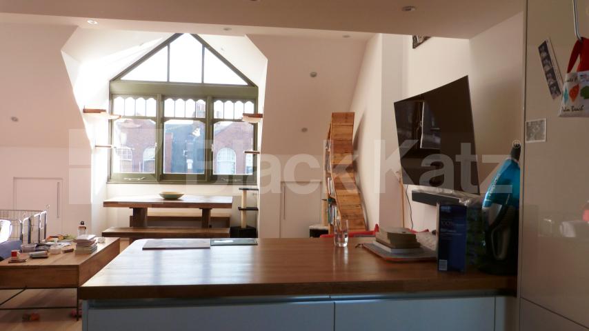 			3 Bedroom, 1 bath, 1 reception Maisonette			 Topsfield Parade, Tottenham Lane, Crouch End