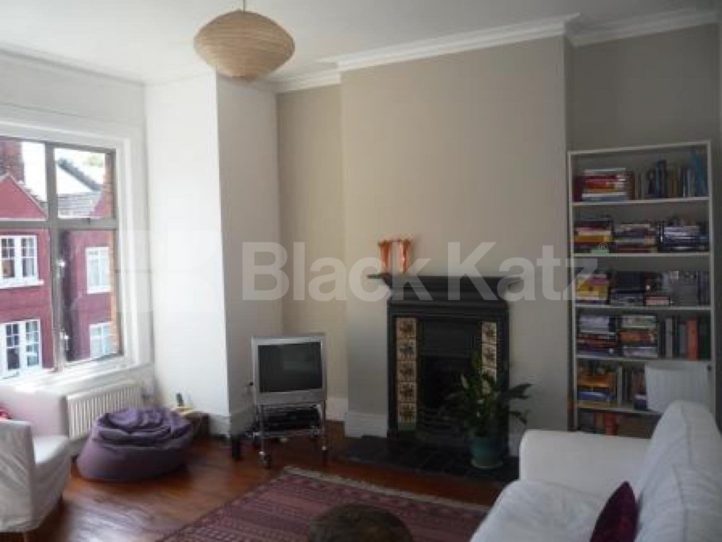 			LET, 3 Bedroom, 1 bath, 1 reception Flat			 Rathcoole Gardens, CROUCH END