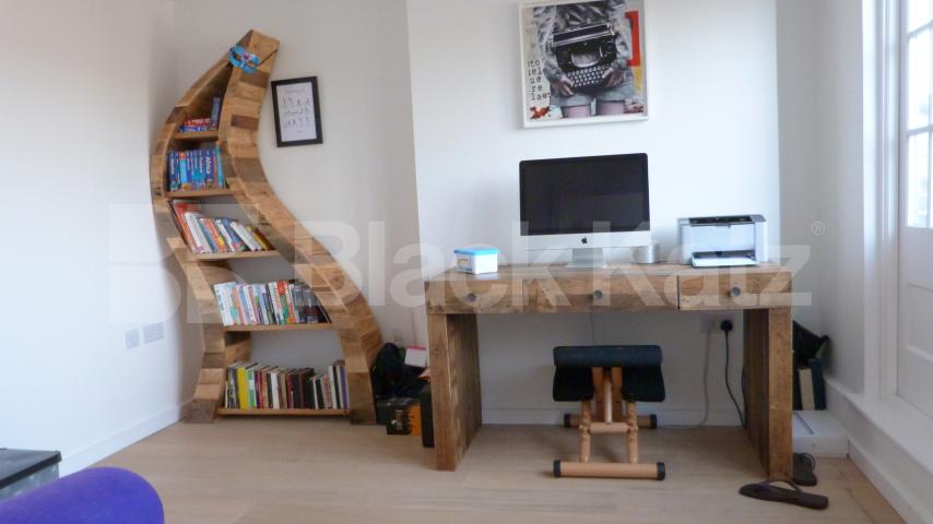 			3 Bedroom, 1 bath, 1 reception Maisonette			 Topsfield Parade, Tottenham Lane, Crouch End