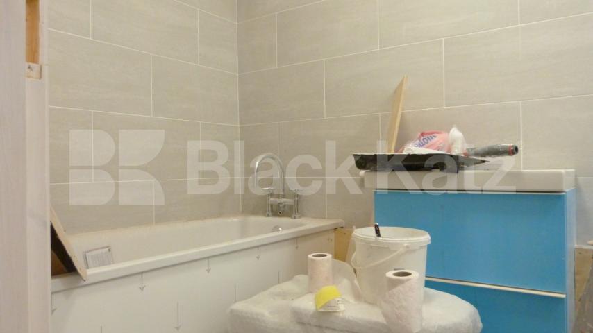 			3 Bedroom, 1 bath, 1 reception Apartment			 Norfolk Close, East Finchley