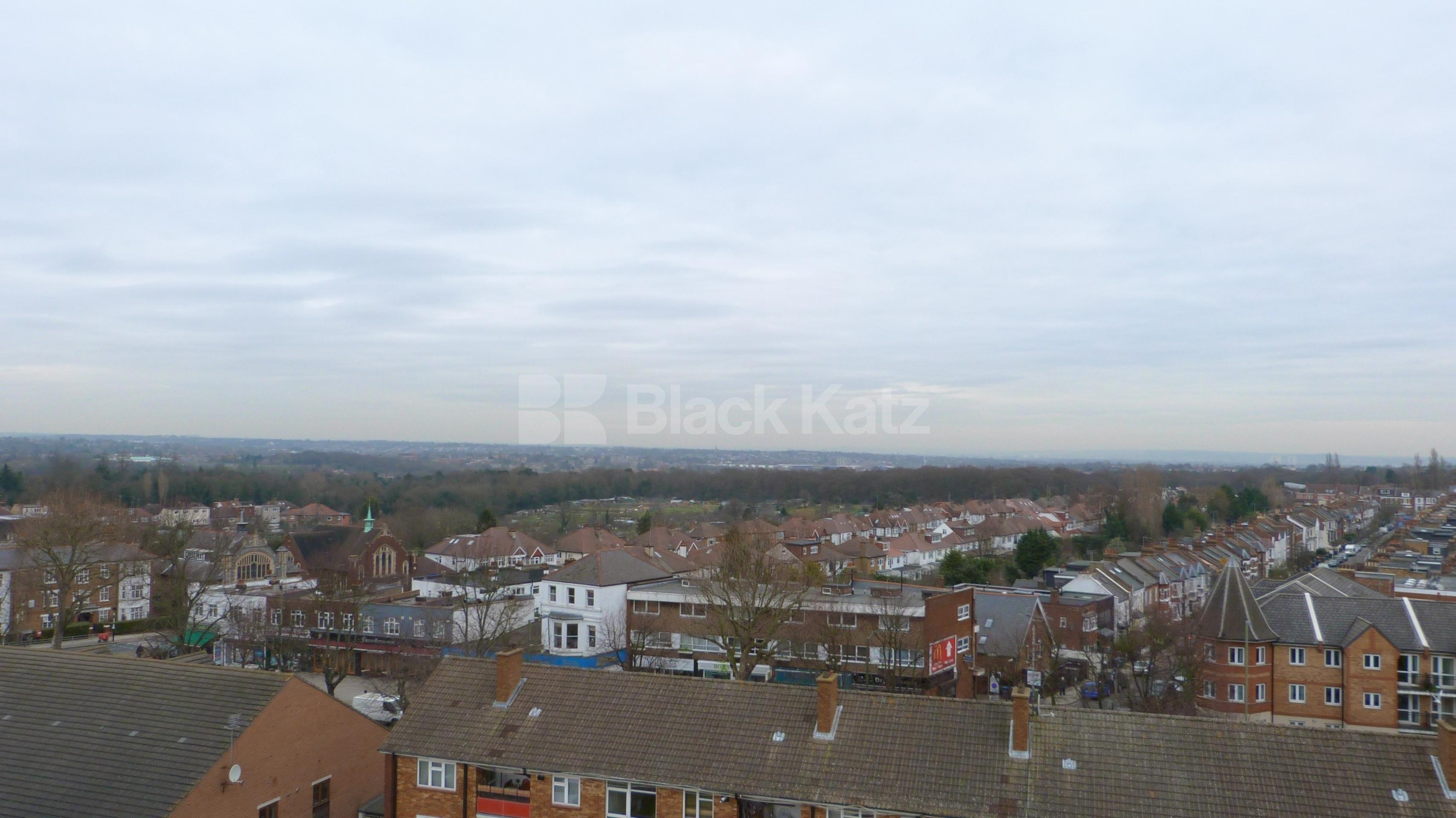 			3 Bedroom, 1 bath, 1 reception Apartment			 Norfolk Close, East Finchley N2