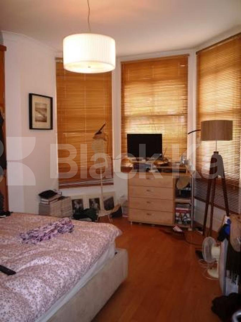 			2 Bedroom, 1 bath, 1 reception Flat			 Donovan Avenue, MUSWELL HILL