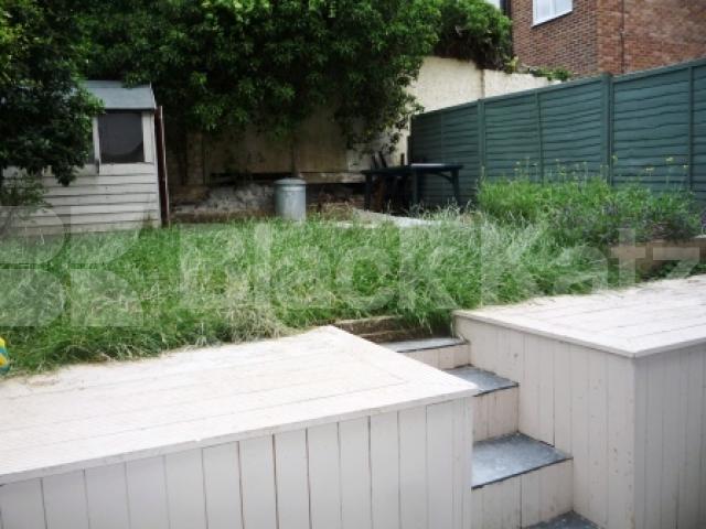 			LET, 2 Bedroom, 1 bath, 1 reception Flat			 Northwood Road, HIGHGATE