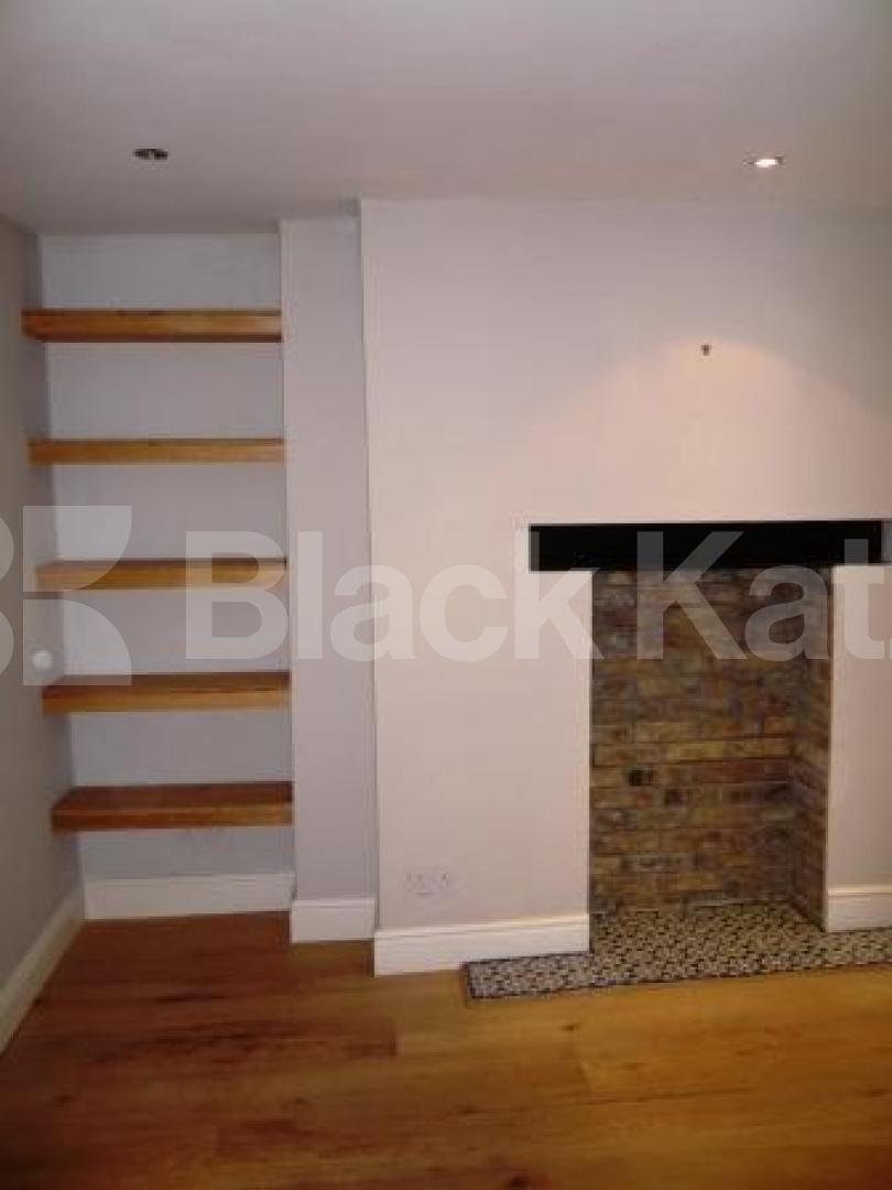 			LET, 2 Bedroom, 1 bath, 1 reception Flat			 Northwood Road, HIGHGATE