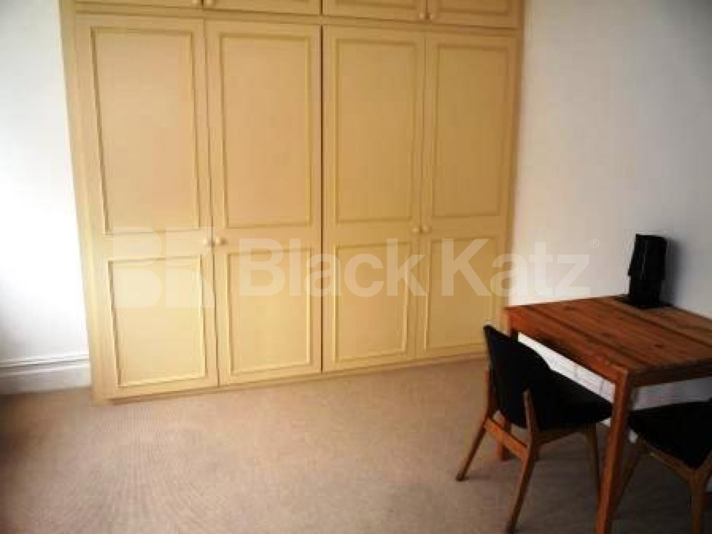 			2 Bedroom, 1 bath, 1 reception Flat			 Dukes Avenue, MUSWELL HILL