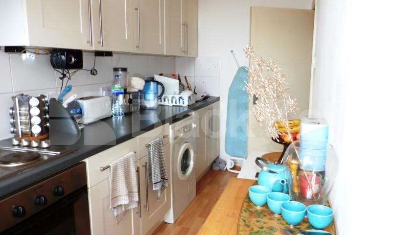 			1 Bedroom, 1 bath, 1 reception Flat			 Tottenham Lane, Crouch end