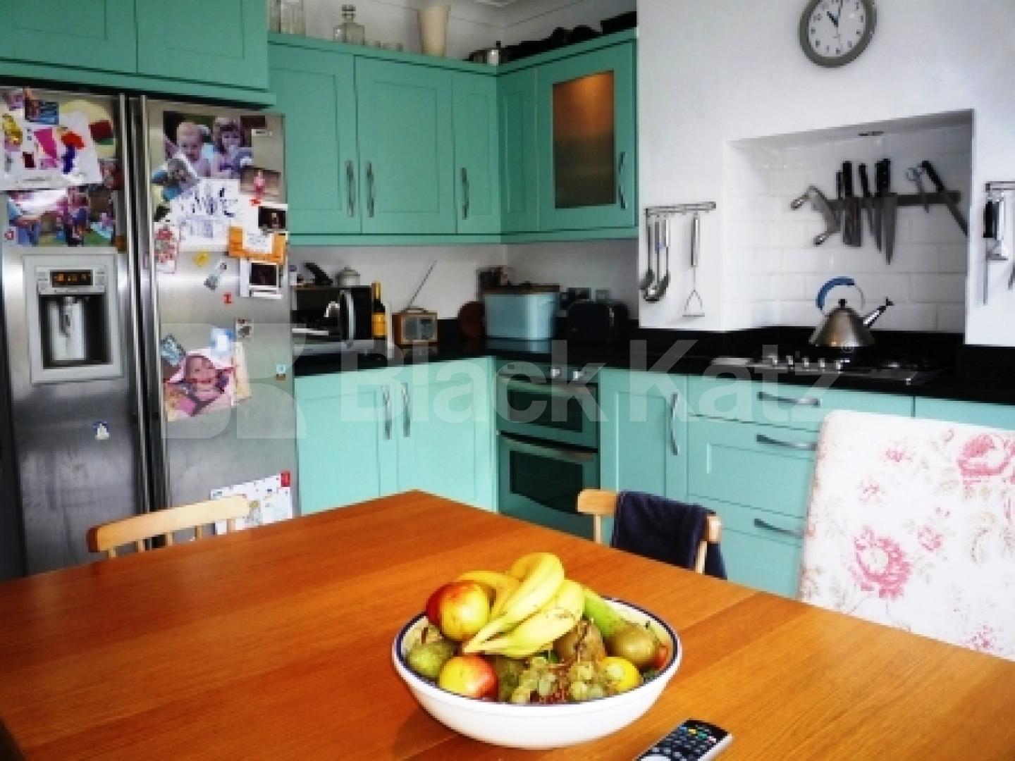 			BRAND NEW HOUSE WITH UNIQUE PRIVATE GARDEN!, 4 Bedroom, 1 bath, 1 reception House			 Linzee Road, CROUCH END