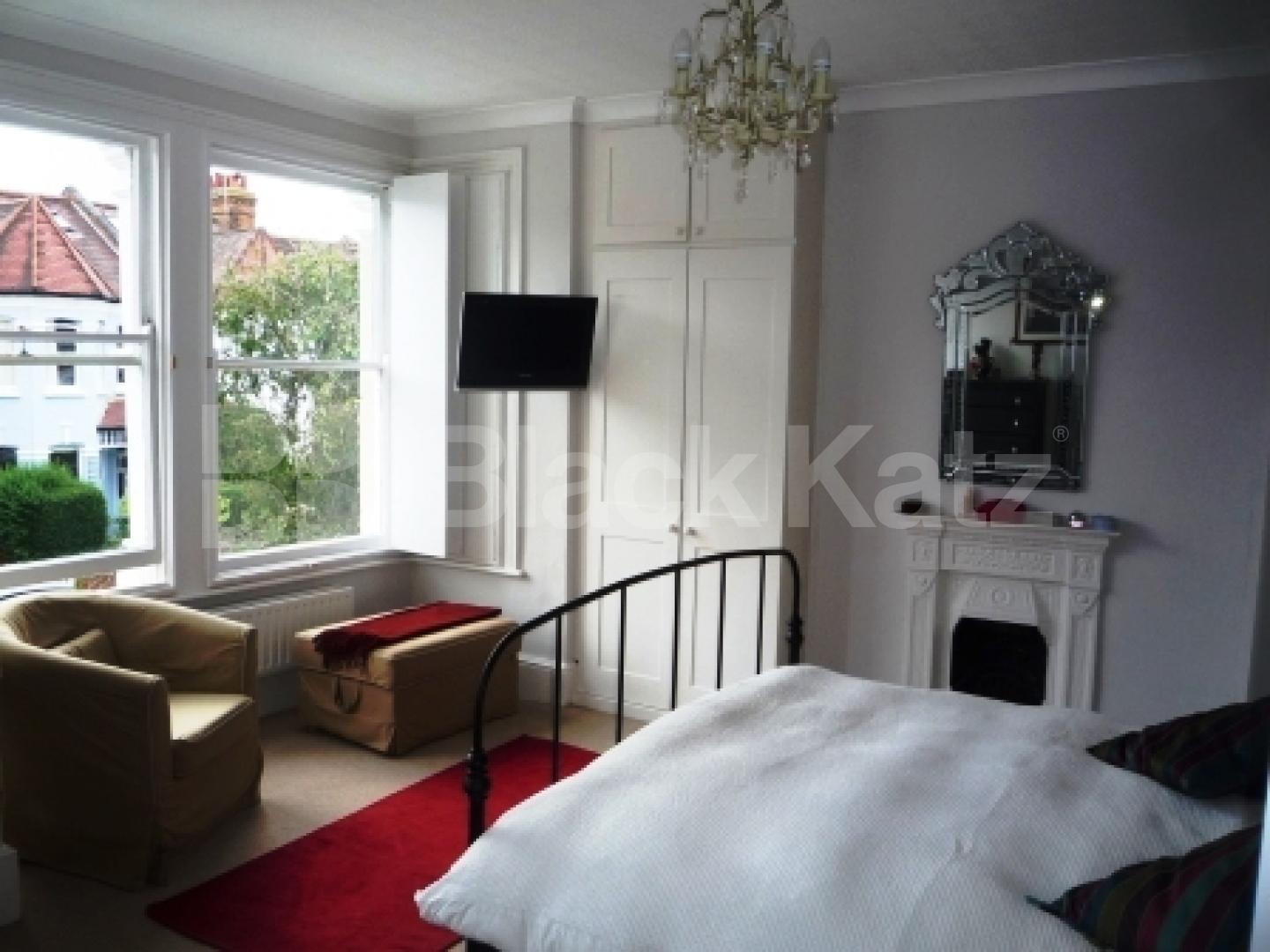 			BRAND NEW HOUSE WITH UNIQUE PRIVATE GARDEN!, 4 Bedroom, 1 bath, 1 reception House			 Linzee Road, CROUCH END