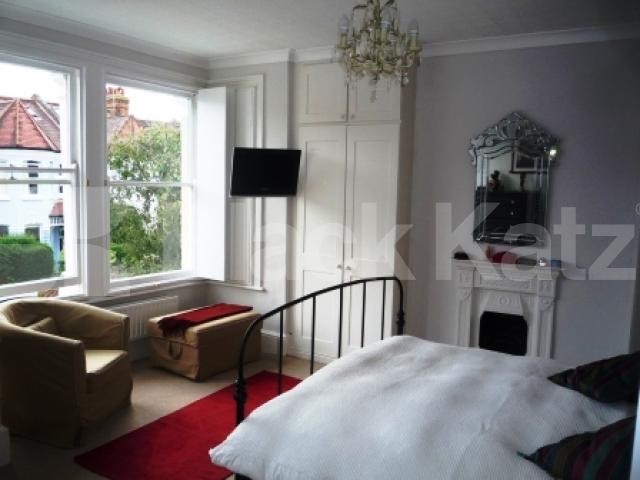 			BRAND NEW HOUSE WITH UNIQUE PRIVATE GARDEN!, 4 Bedroom, 1 bath, 1 reception House			 Linzee Road, CROUCH END