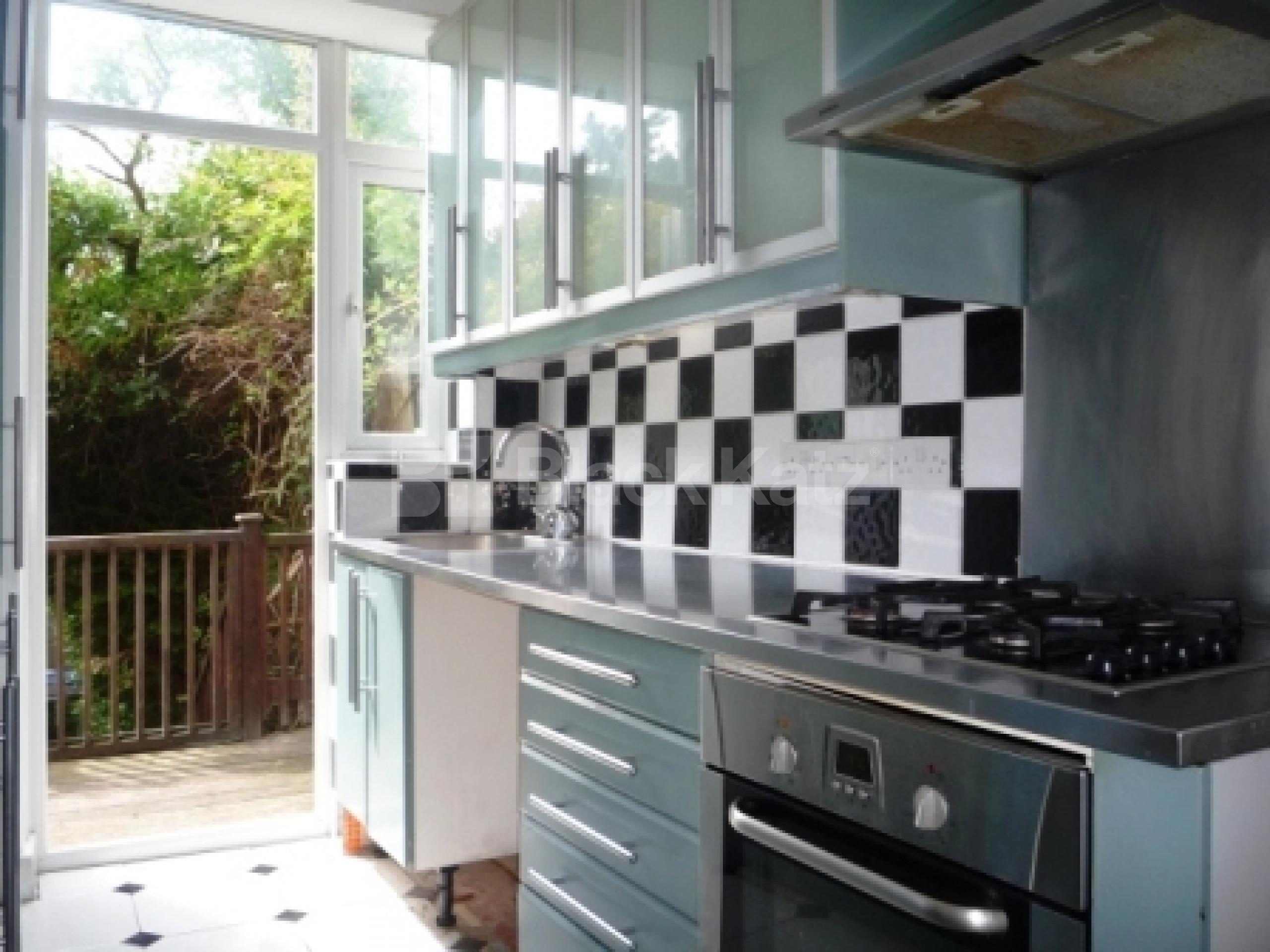 			3 Bedroom, 1 bath, 1 reception House			 Lightfoot Road, CROUCH END N8