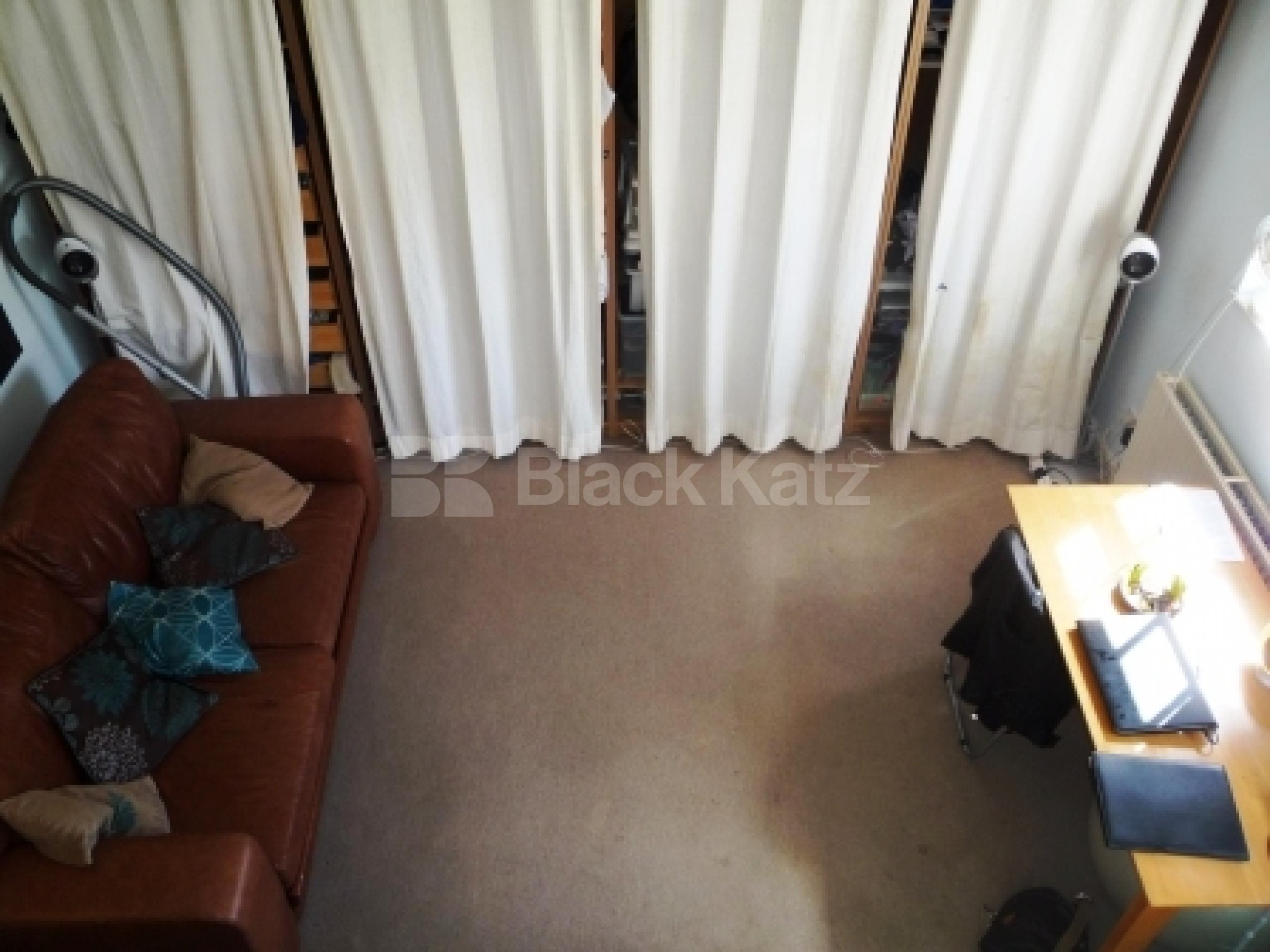 			NEW INSTRUCTION!, 1 Bedroom, 1 bath, 1 reception Flat			 Newnham Road, WOOD GREEN N22