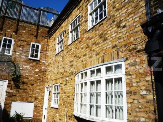 			NEW INSTRUCTION!, 1 Bedroom, 1 bath, 1 reception Flat			 Newnham Road, WOOD GREEN