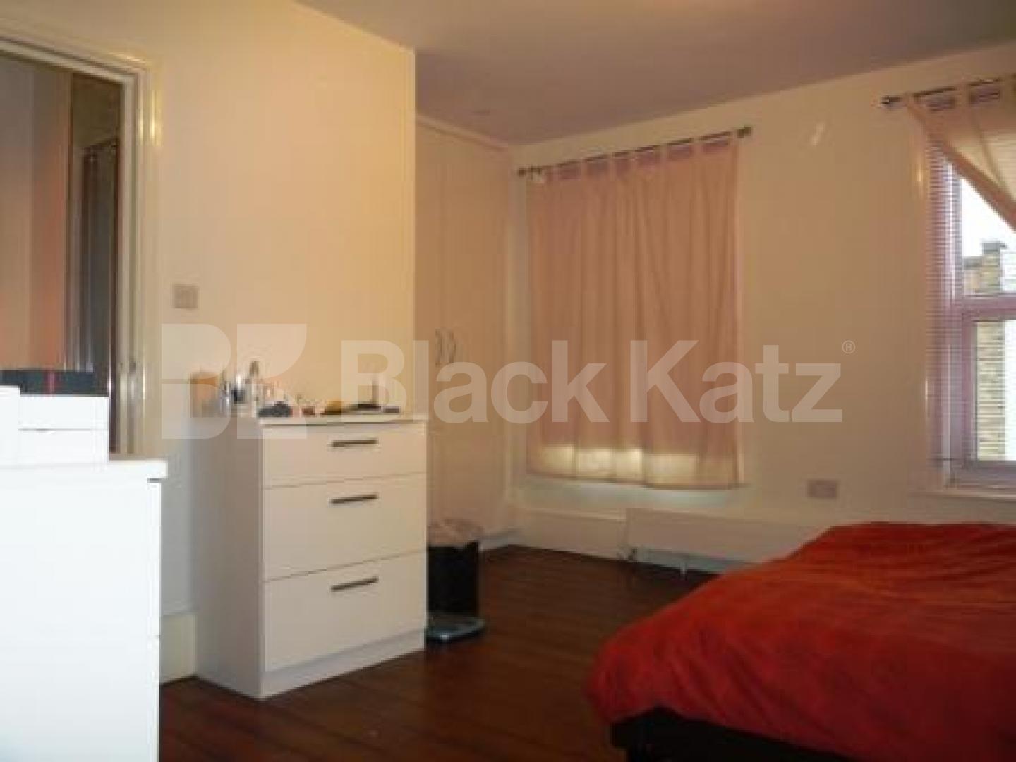 			Amazing Property !, 2 Bedroom, 1 bath, 1 reception Flat			 Park Road, CROUCH END